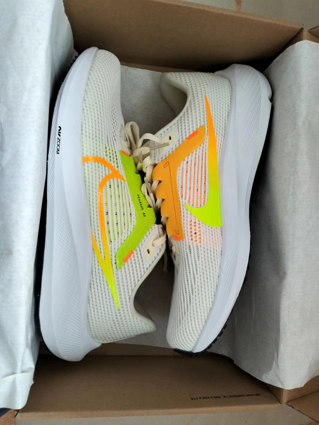 Nike Air Zoom Pegasus 40 White Yellow review Riley
