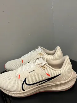 Nike Air Zoom Pegasus 40 White Orange review Morgan 01