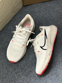 Nike Air Zoom Pegasus 40 White Orange review Taylor 04