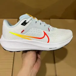 Nike Air Zoom Pegasus 40 White Blue Orange review Kendall