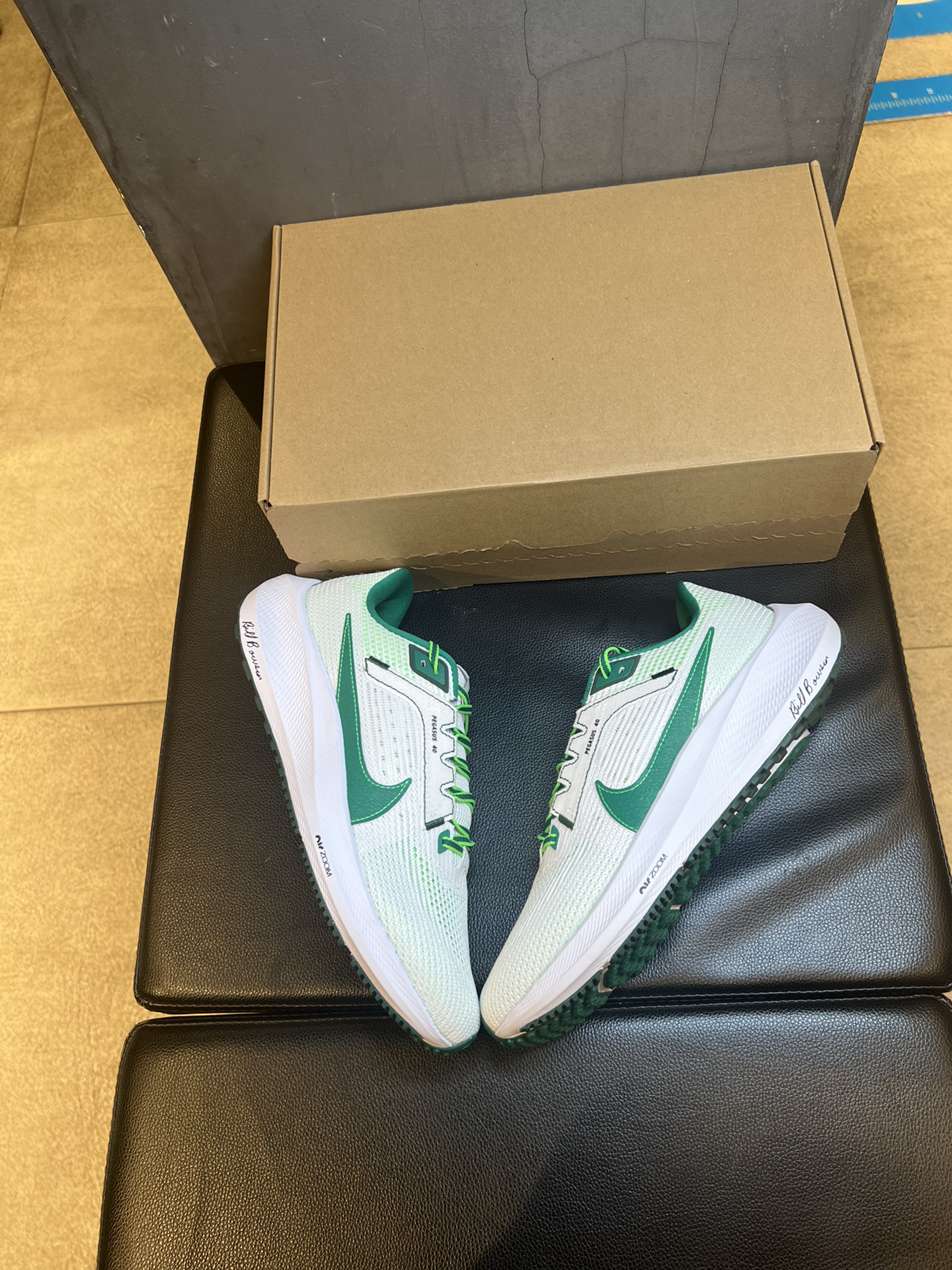 Nike Air Zoom Pegasus 40 White Green review Cameron 01