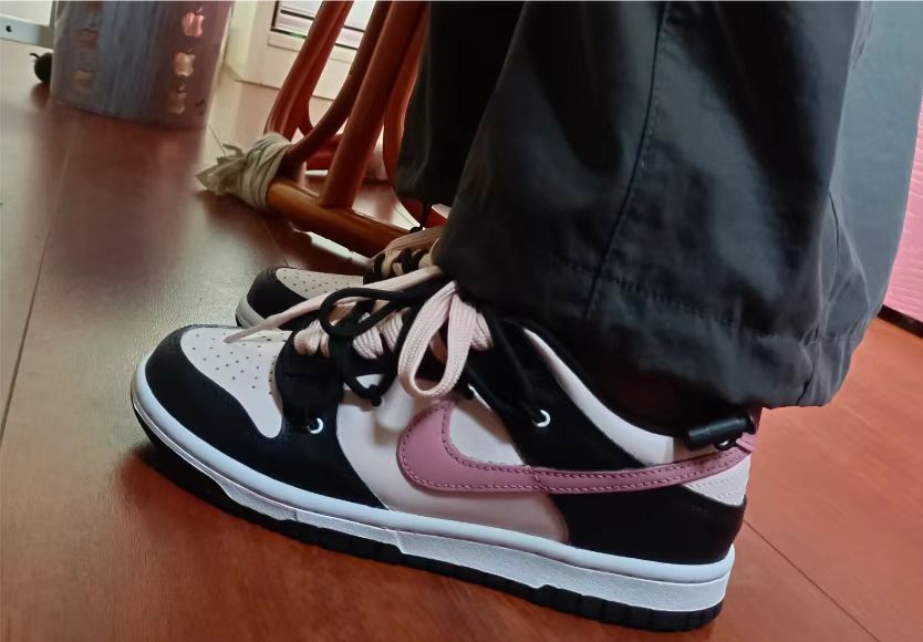 Nike Dunk Low Tokyo Raspberry review Natalie 01