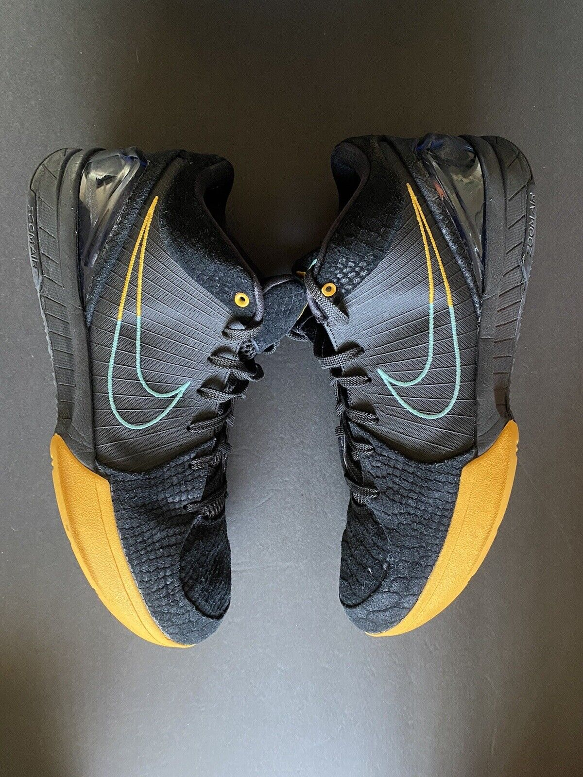 Nike Zoom Kobe 4 Protro “Black Snake” review Lance Jettie 01