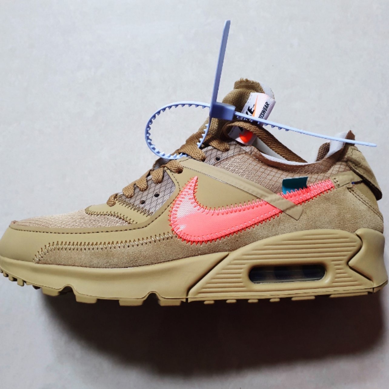 Off-White x Nike Air Max 90 “Desert Ore” review Casey 03