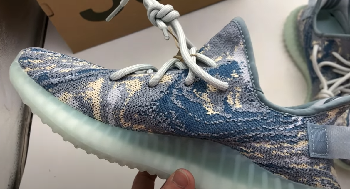 AH Adidas Yeezy Boost 350 V2 Sky Blue review Nichole♡ 03