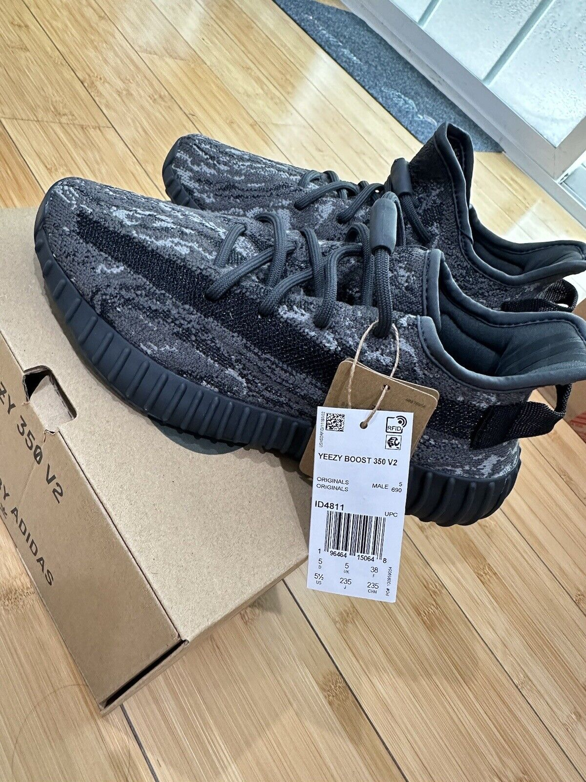 AH Adidas Yeezy 350 V2 Dark Salt review Katherine