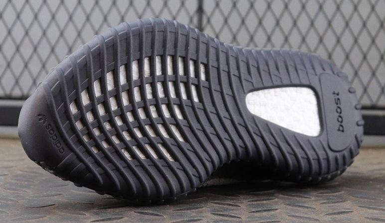 AH Adidas Yeezy 350 V2 Green Grey review Jen P F 01