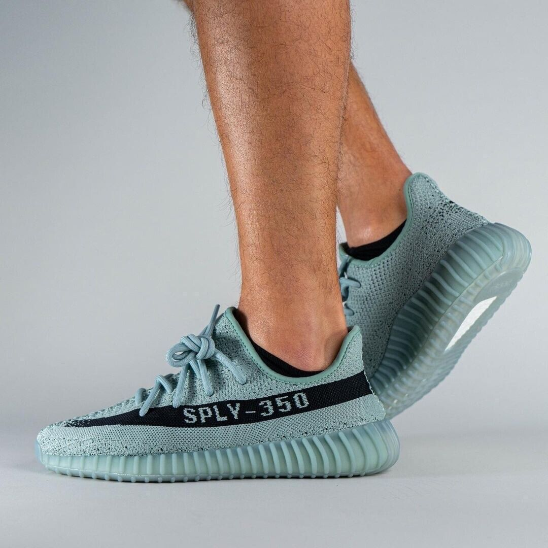 AH Adidas Yeezy 350 V2 Jade Ash review JAYNE 01
