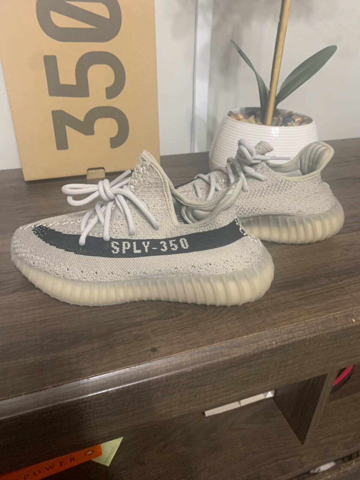 AH Adidas Yeezy Boost 350 V2 Slate review Dadly Bertrand 01