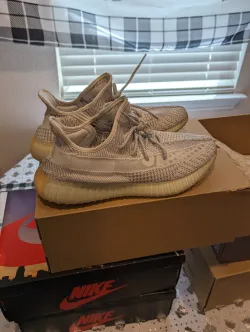  HK Adidas Yeezy Boost 350 V2 “Yeshaya”Real Boost review Desmond 01