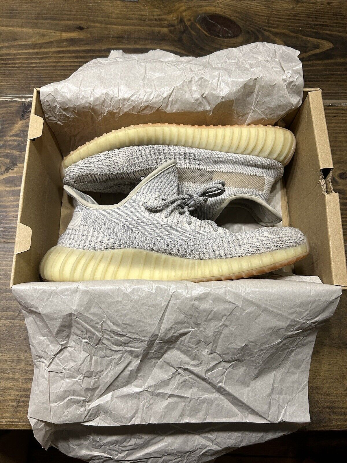 HK Adidas Yeezy Boost 350 V2  "Lundmark" review Annemarie G