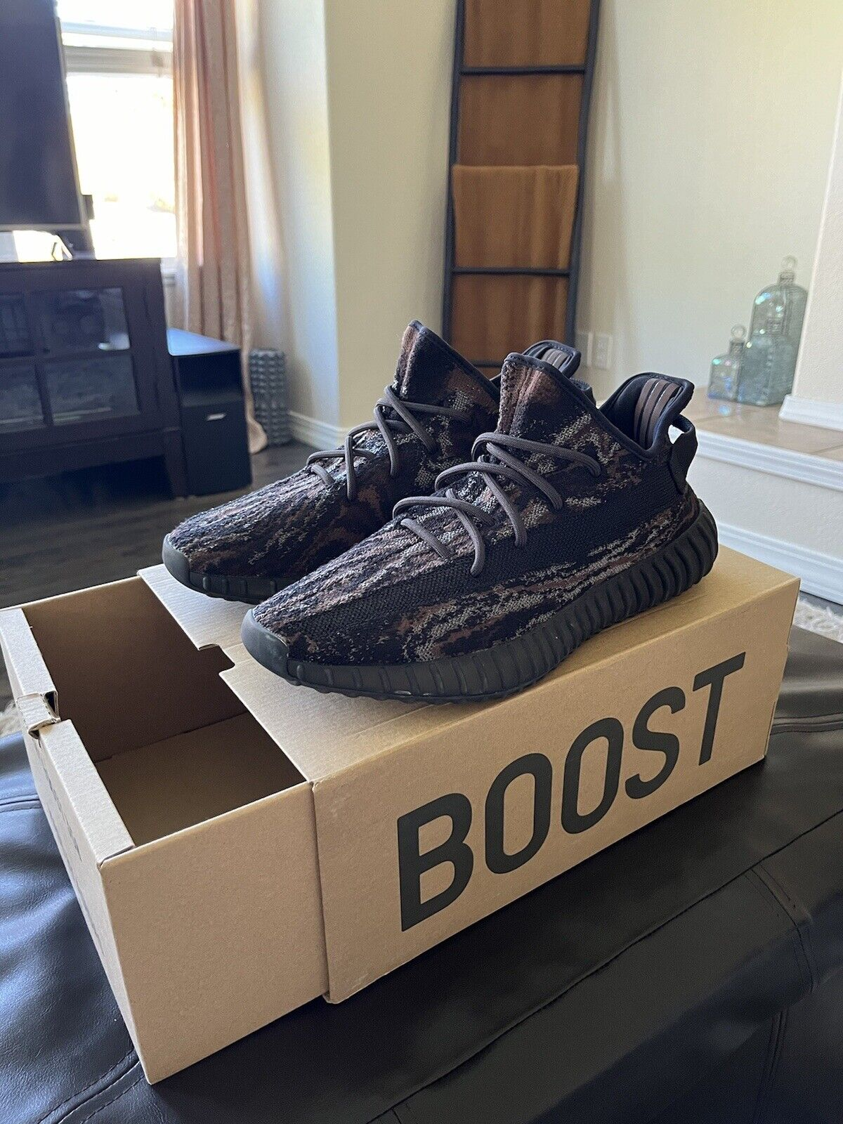 AH Adidas Yeezy Boost 350 V2 MX Rock review Freddie Crugher 01