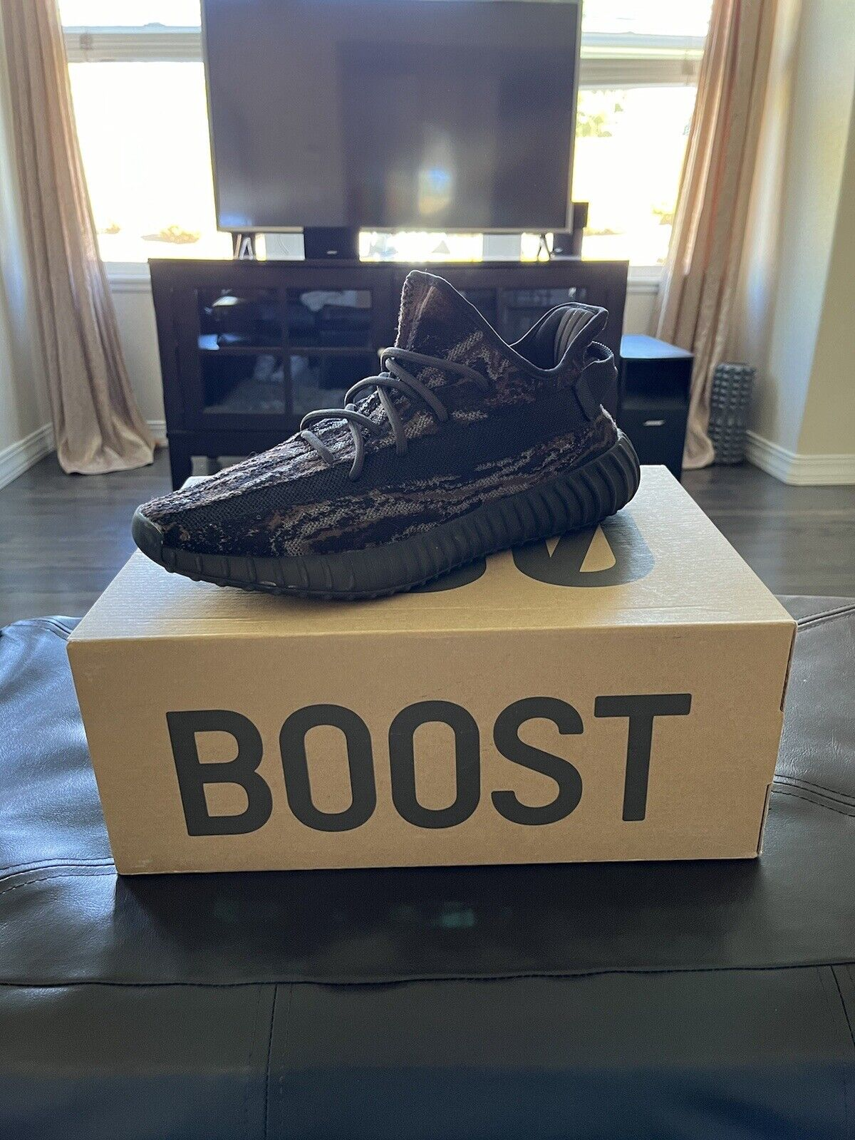 AH Adidas Yeezy Boost 350 V2 MX Rock review Freddie Crugher 02