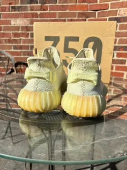 HK Adidas Yeezy Boost 350 V2  "Butter” review TySavage