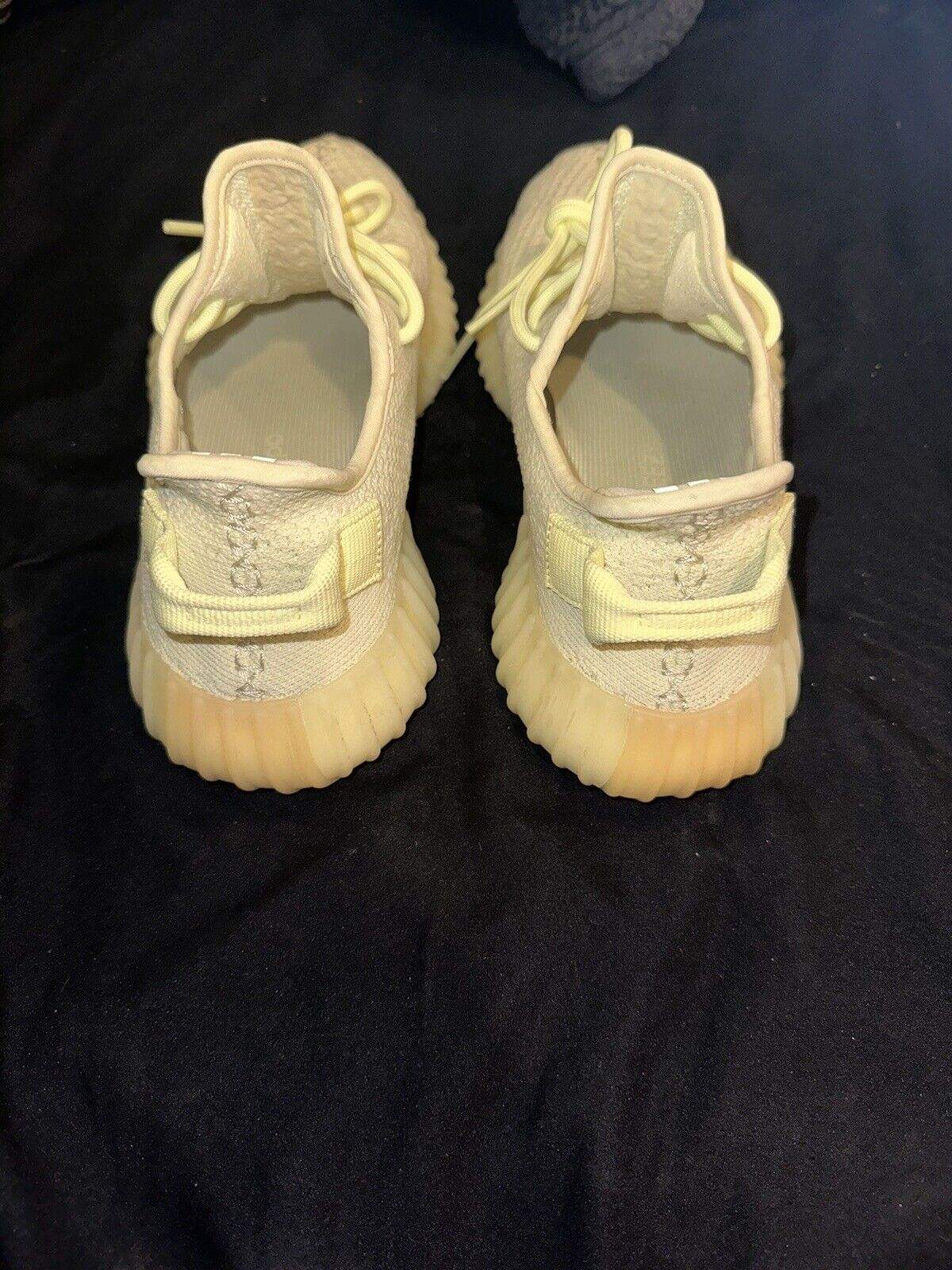 HK Adidas Yeezy Boost 350 V2  "Butter” review Mr crabs 03