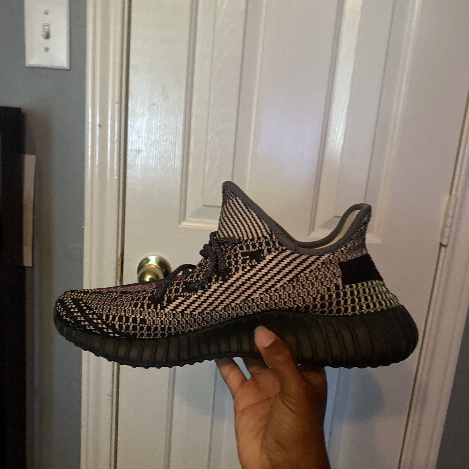 HK Adidas Yeezy Boost 350 V2 “Yecheil Reflective review Yurizan 04