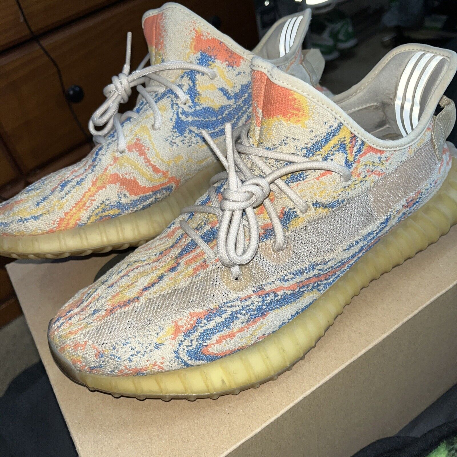 AH Adidas Yeezy Boost 350 V2 MX Oat review Pilar Sanchez 02