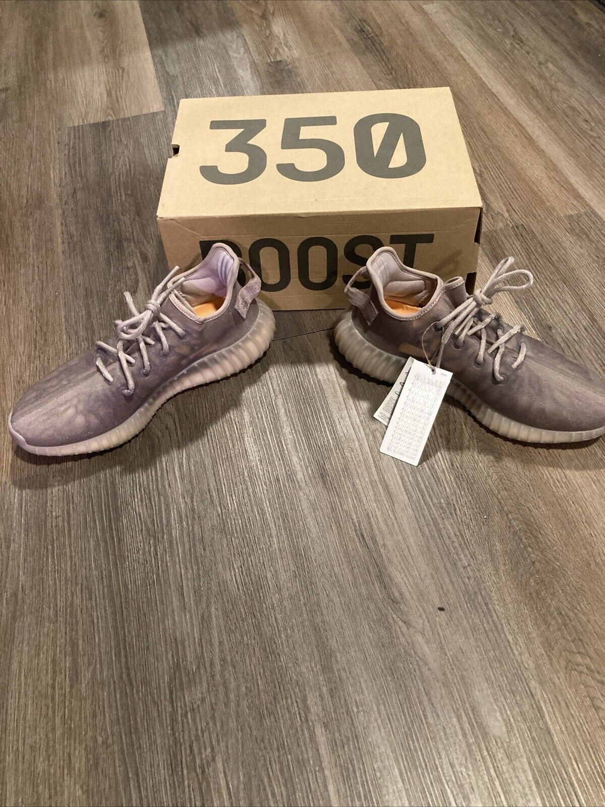 AH Adidas Yeezy Boost 350 V2 Mono Mist review Gregorio Hanley 02