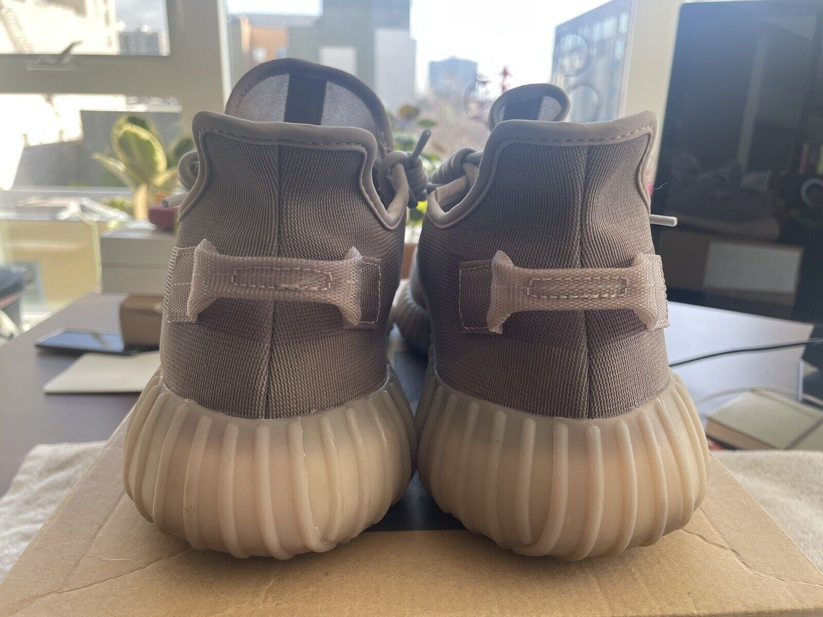 AH Adidas Yeezy Boost 350 V2 Mono Mist review Jelene Calderon 02