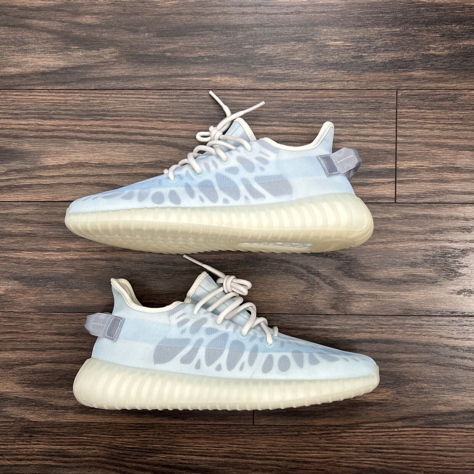 AH Adidas Yeezy Boost 350 V2 Mono Ice review Brent Penton 01