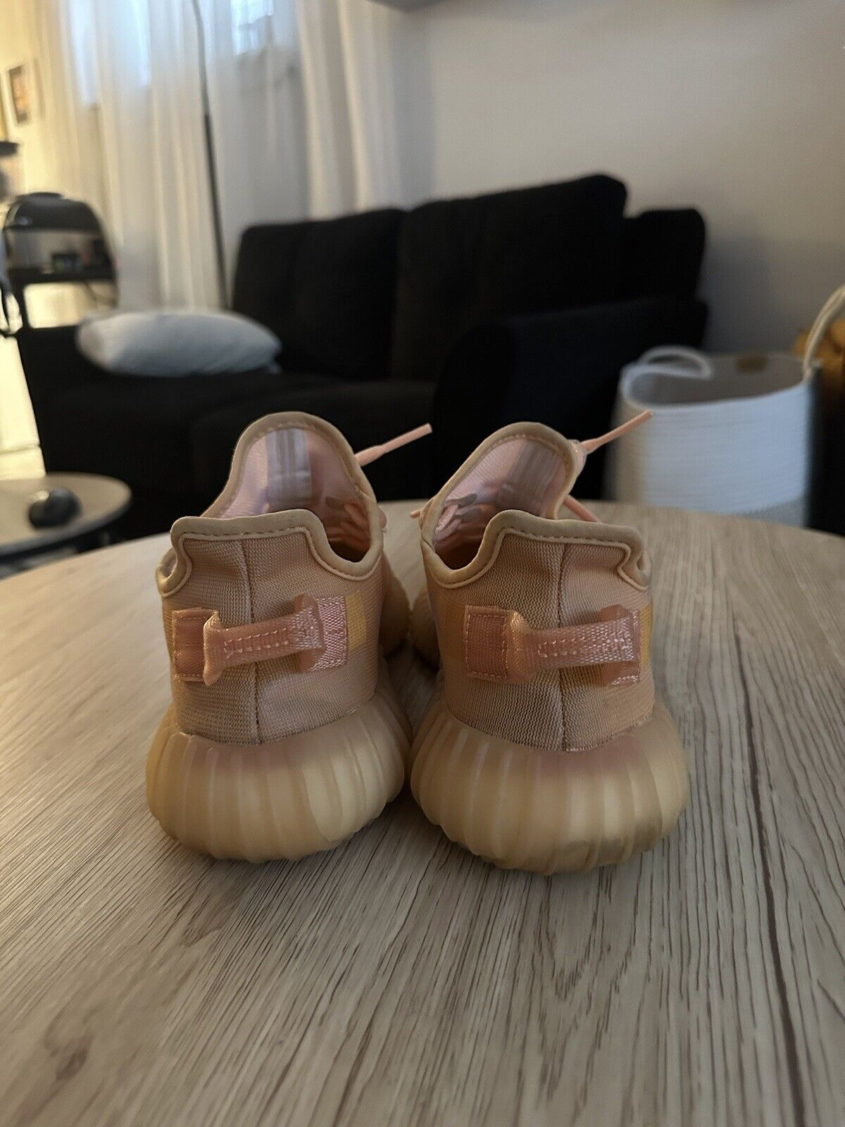 AH Adidas Yeezy Boost 350 V2 review Angel Sefiani 02