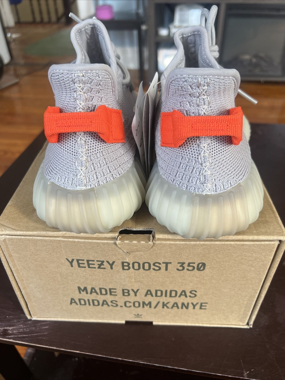 HK Adidas Yeezy Boost 350 V2 “Tail Light” review Henry C Carter 01