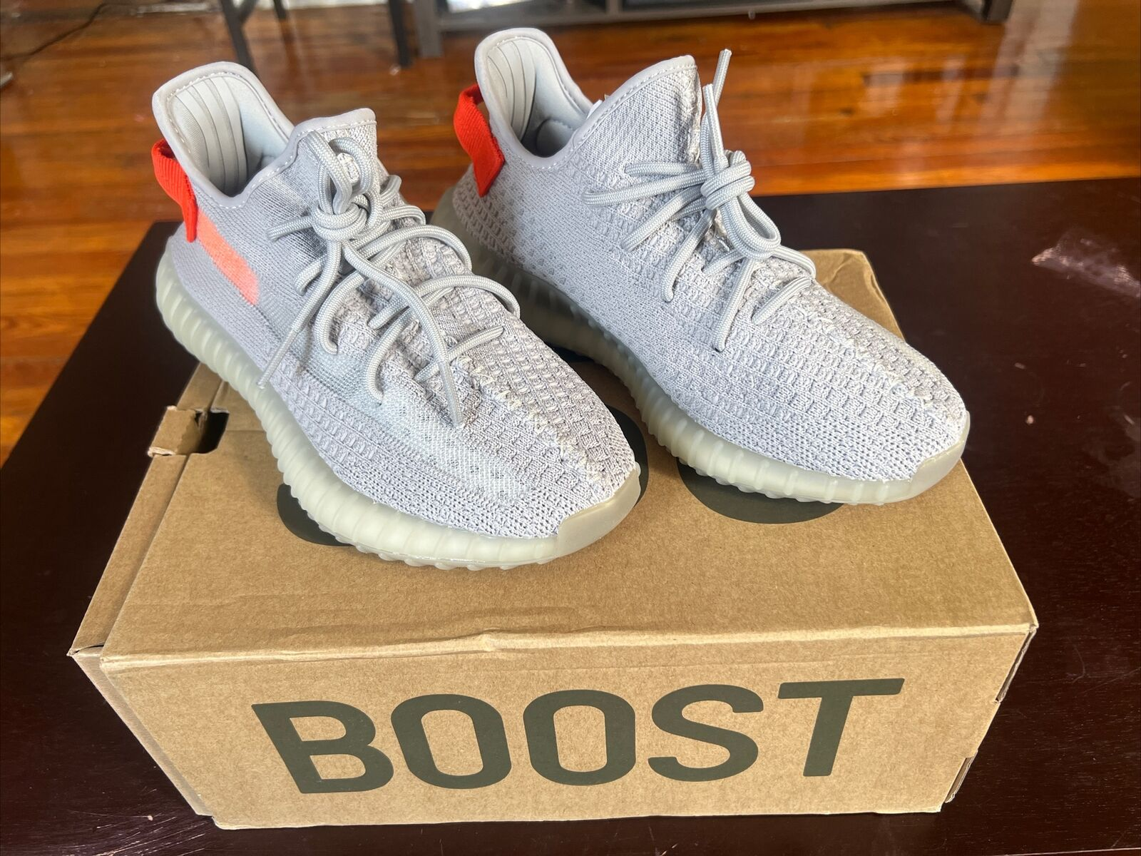 HK Adidas Yeezy Boost 350 V2 “Tail Light” review Henry C Carter 02