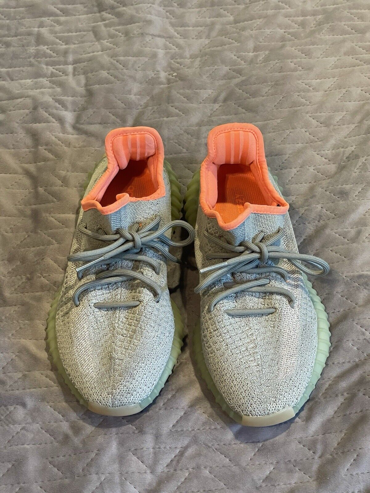 AH Adidas Yeezy Boost 350 V2 “Desert Sage” review C. Alaimo 02