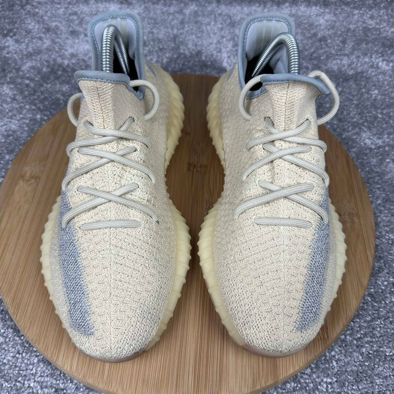 AH Adidas Yeezy Boost 350 V2 “Linen review Ruben Ramirez 02