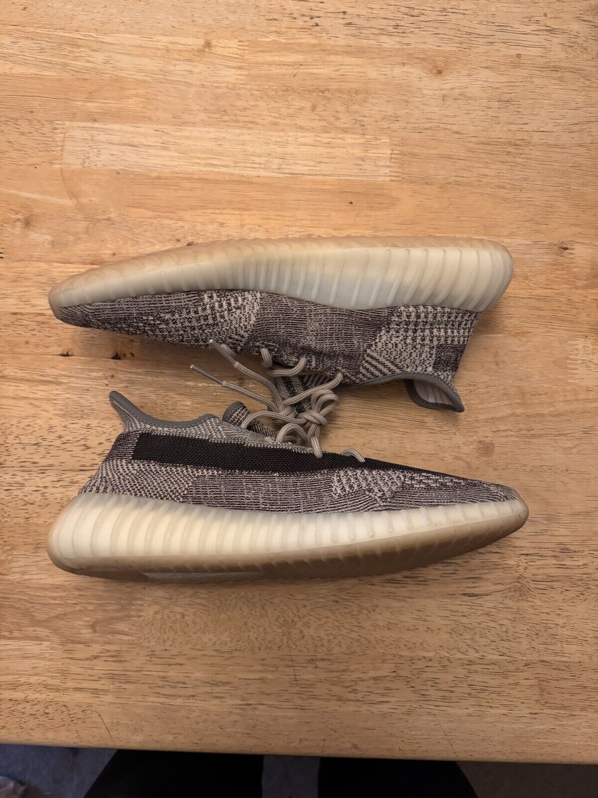 AH Adidas Yeezy Boost 350 V2 “Zyon”Real Boost review John Aquino 01