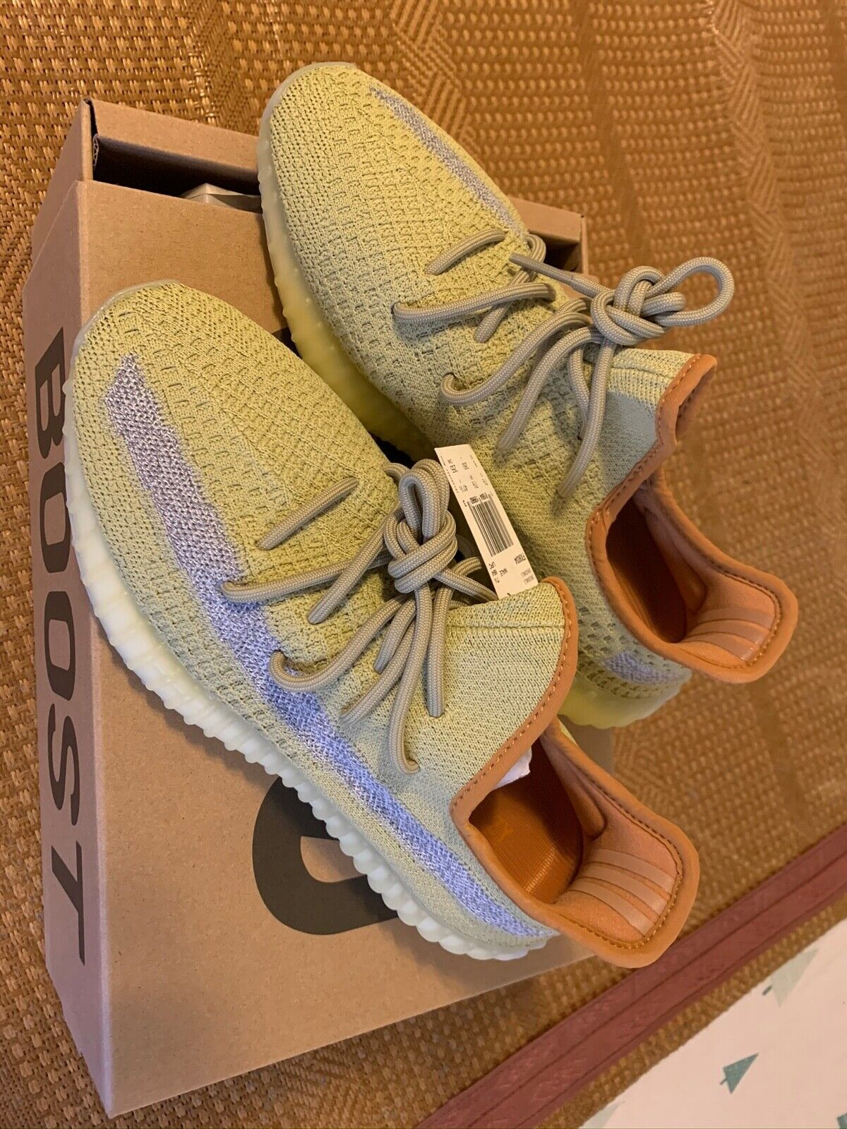 AH Adidas Yeezy Boost 350 V2 “Marsh”Real Boost review Pen Name