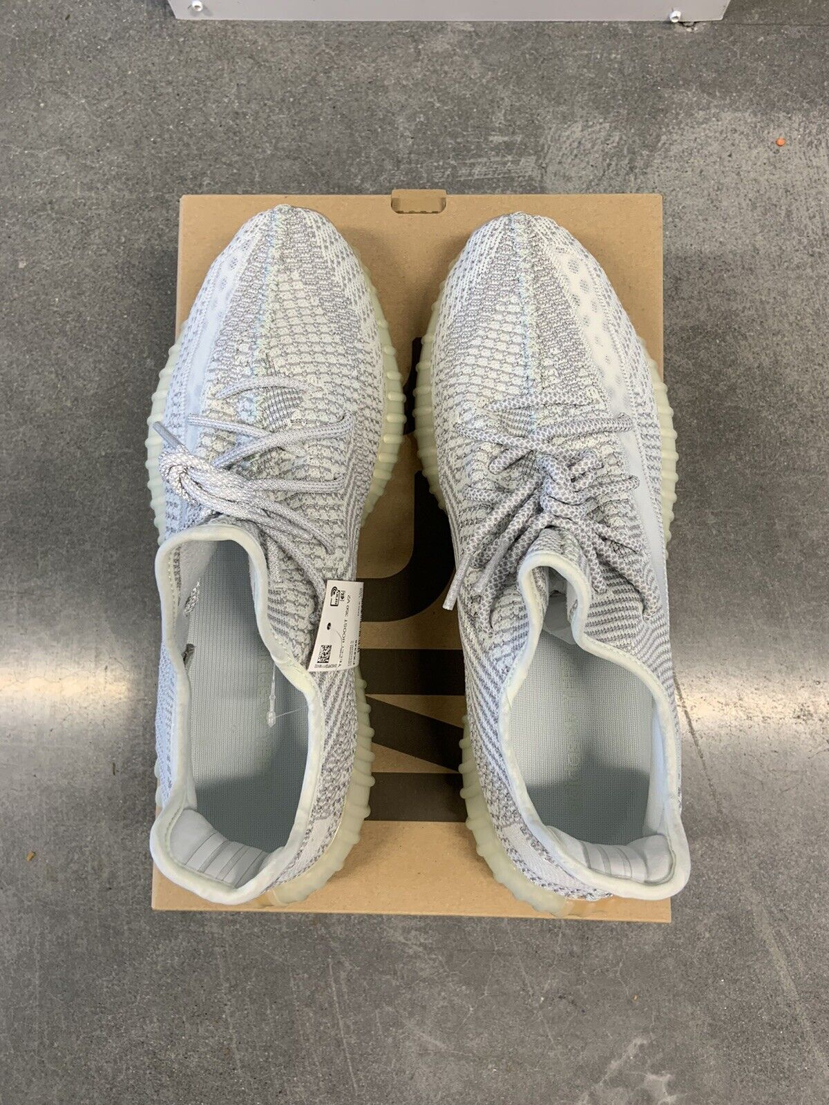 AH Adidas Yeezy Boost 350 V2 “Yeshaya”Real Boost review Caitlin Rousseau 02