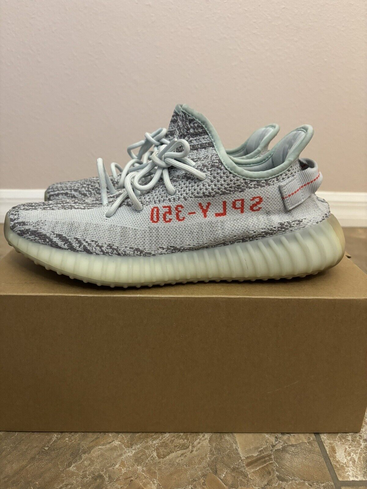 HK Adidas Yeezy Boost 350 V2 "Blue Tint” review Jerrod 03