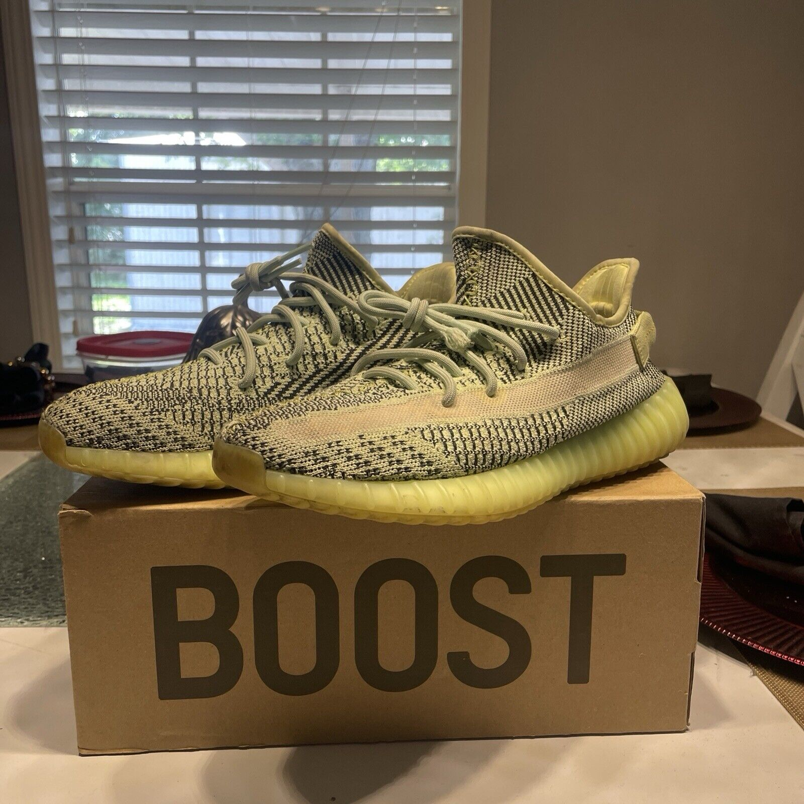 AH Adidas Yeezy Boost 350 V2 Yeezreel Real Boost review Francisco Cordero 01