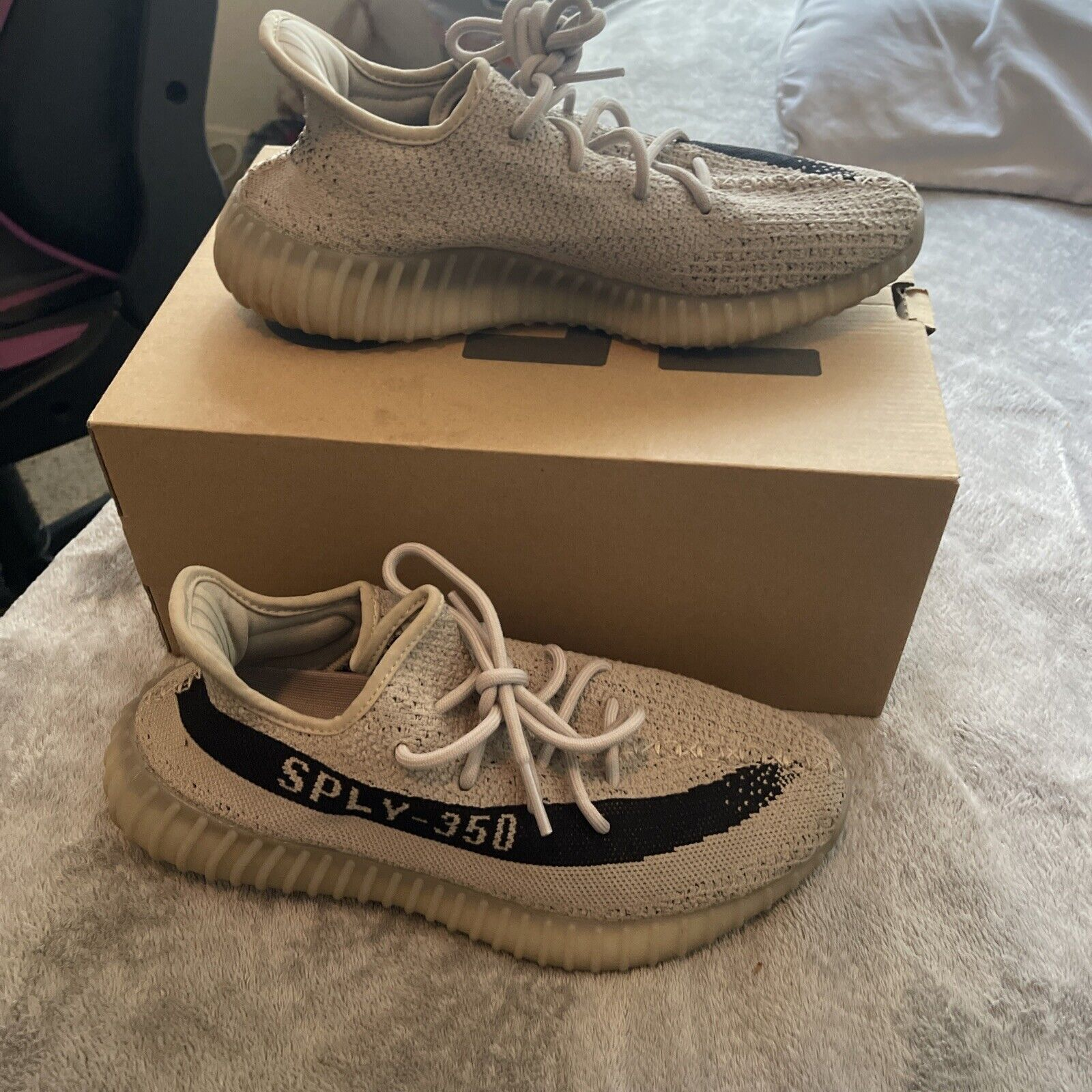 HK Adidas Yeezy Boost 350 V2 Slate review sherri l. 02