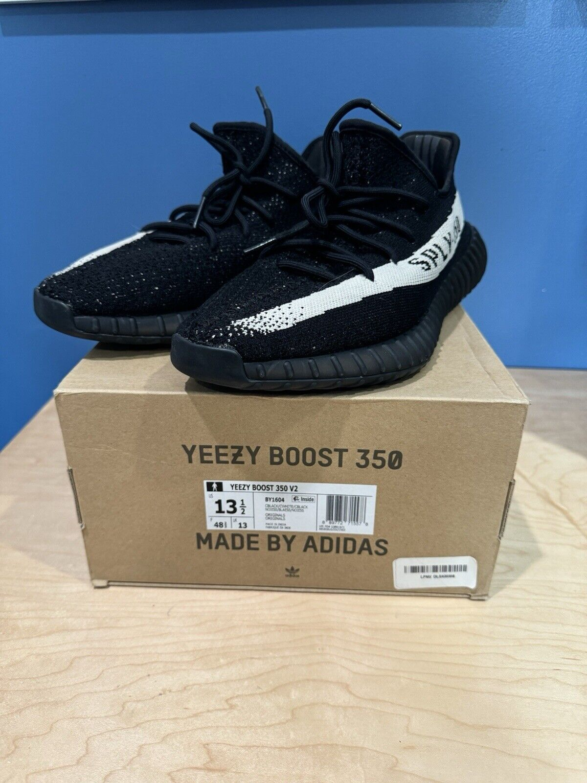 HK Adidas Yeezy Boost 350 V2 Black White review THE GENERAL 01