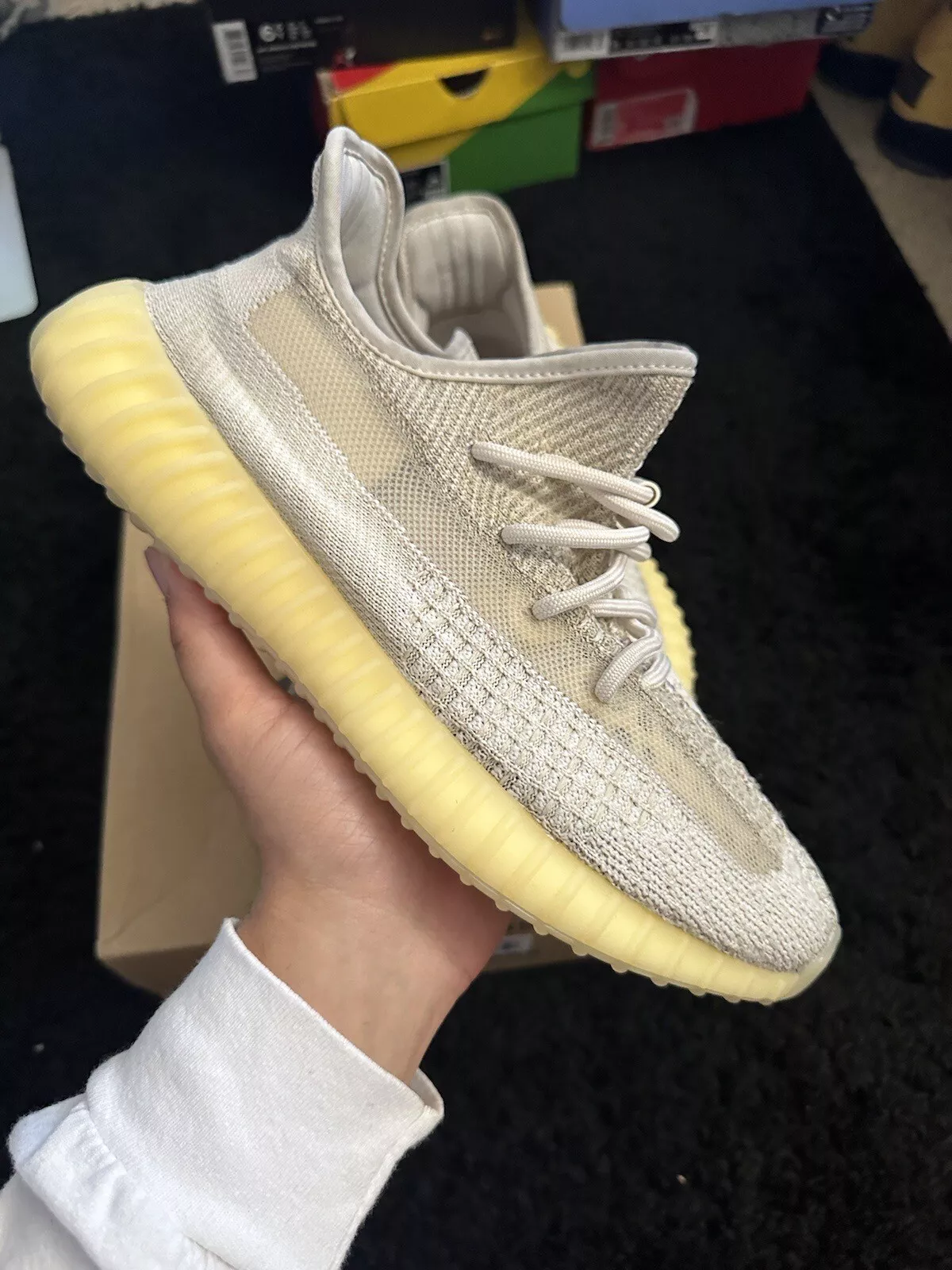 HK Adidas Yeezy Boost 350 V2 Abez review Allison 03