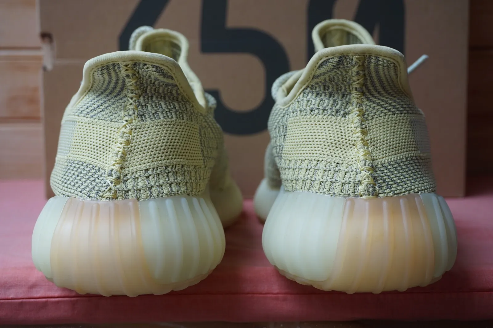 AH Adidas Yeezy 350 Boost V2 "Antlia" review Roberto Falu 01