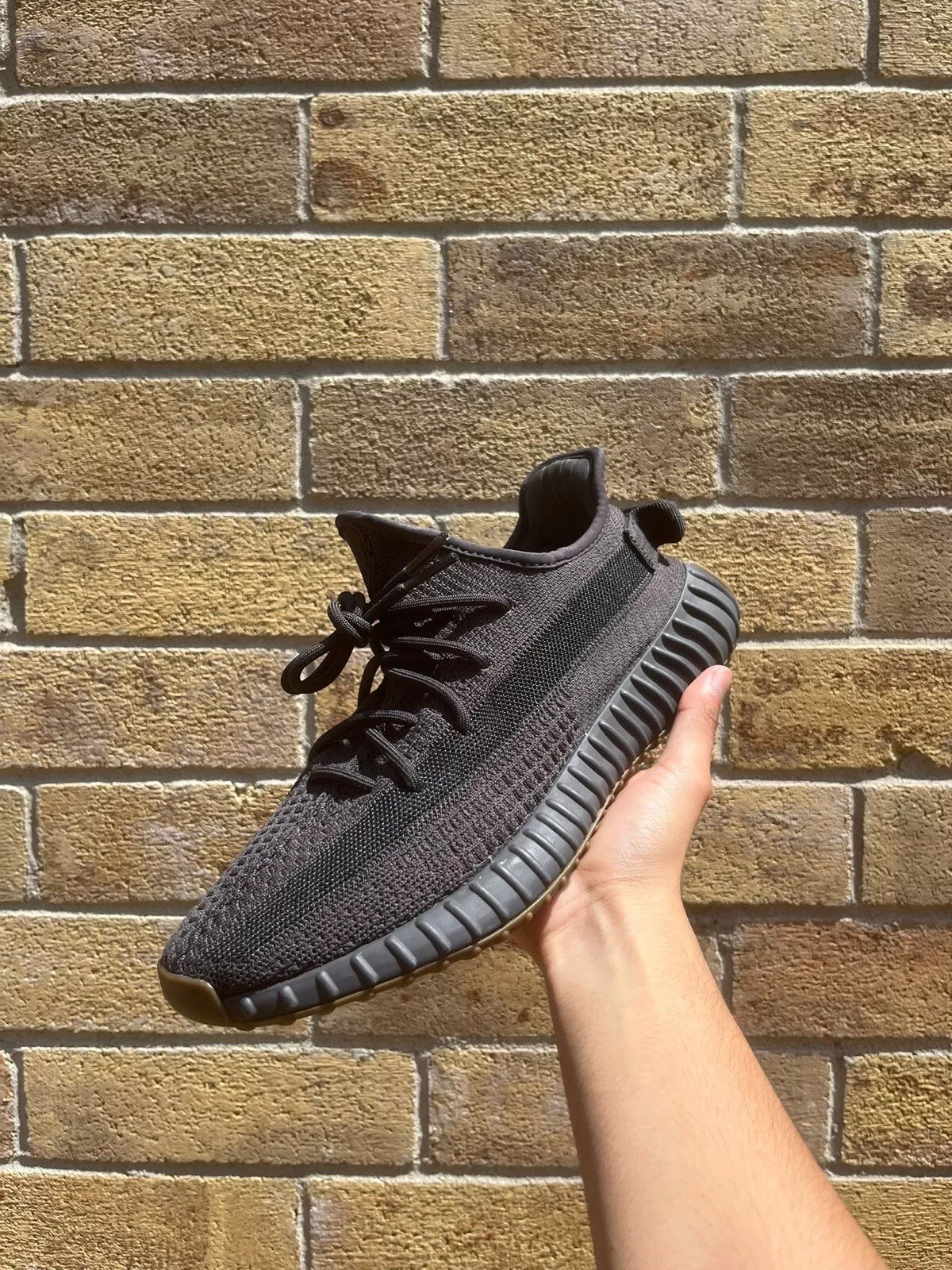 HK Adidas Yeezy Boost 350 V2 Cinder review Crystal Goines 02