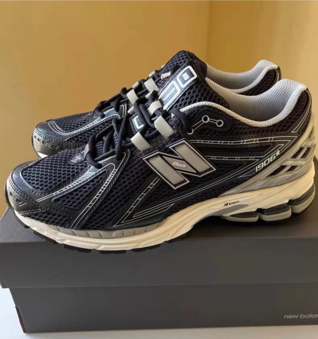 NEW BALANCE Grey Blue review Poiu