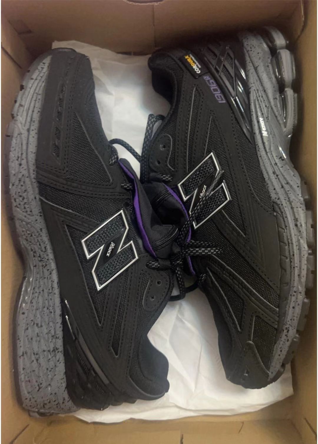 NEW BALANCE White Black Ash review Manuel