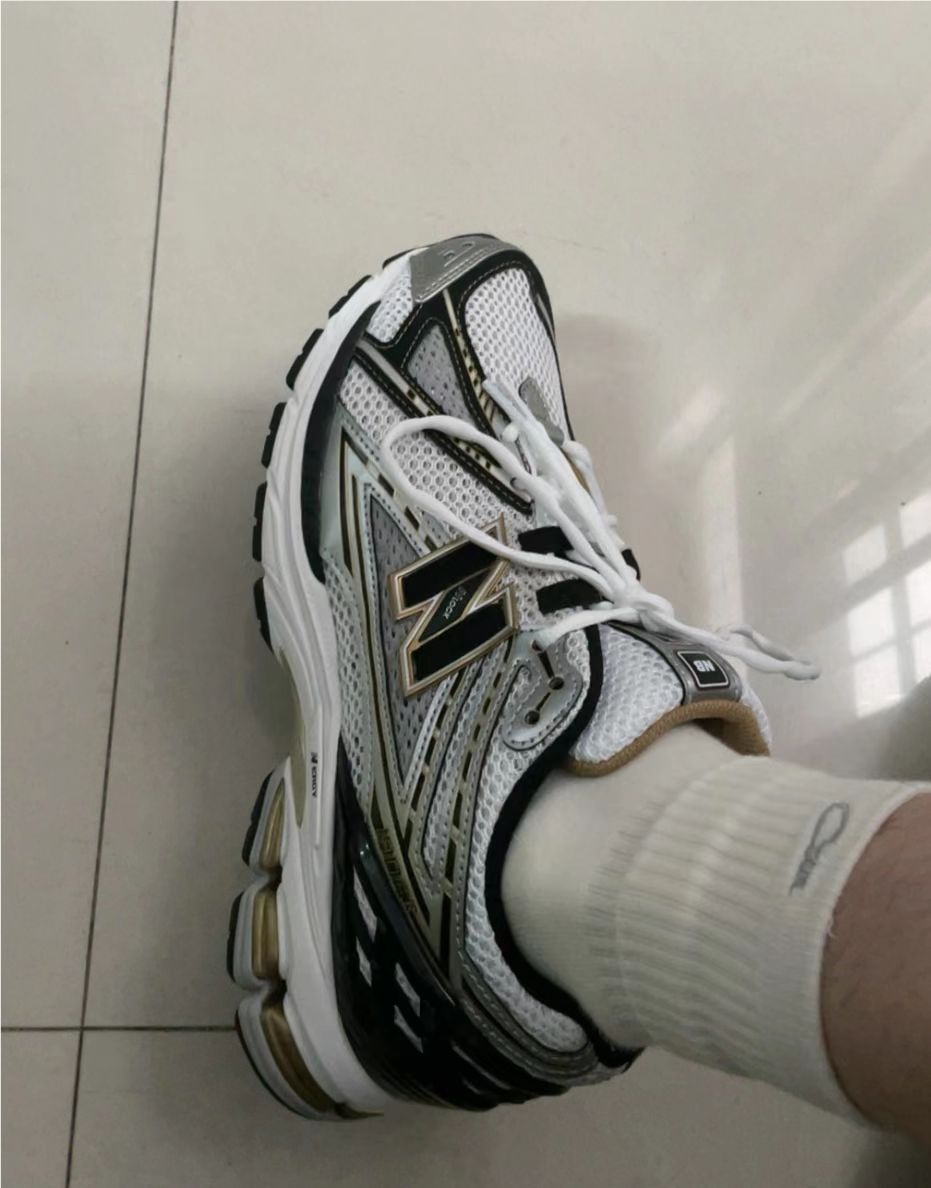 NEW BALANCE White Silver review BeaBubb