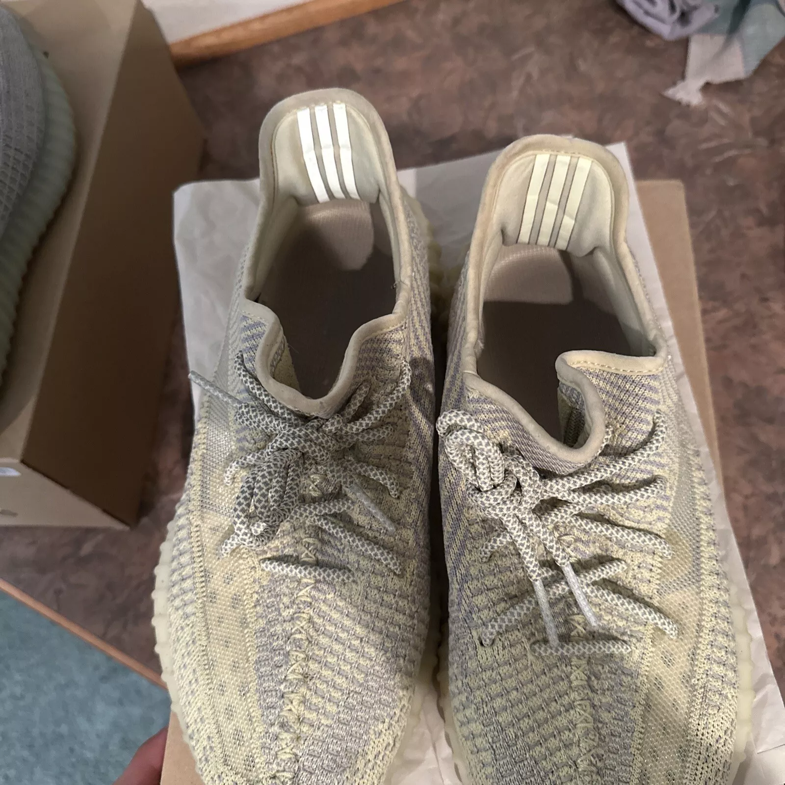 AH Adidas Yeezy 350 Boost V2 "Antlia Reflective"  review Carnegie girl 02