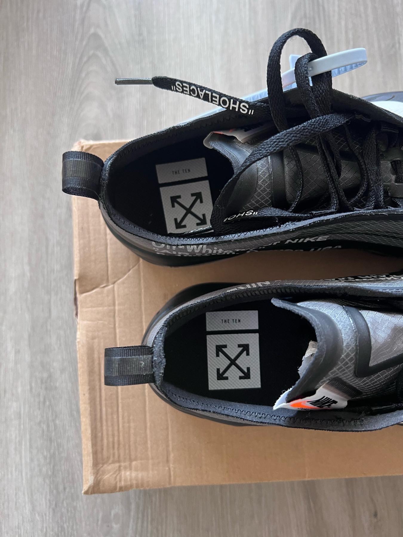 Off-White x Nike Air Max 97“All Black” review Grace 01