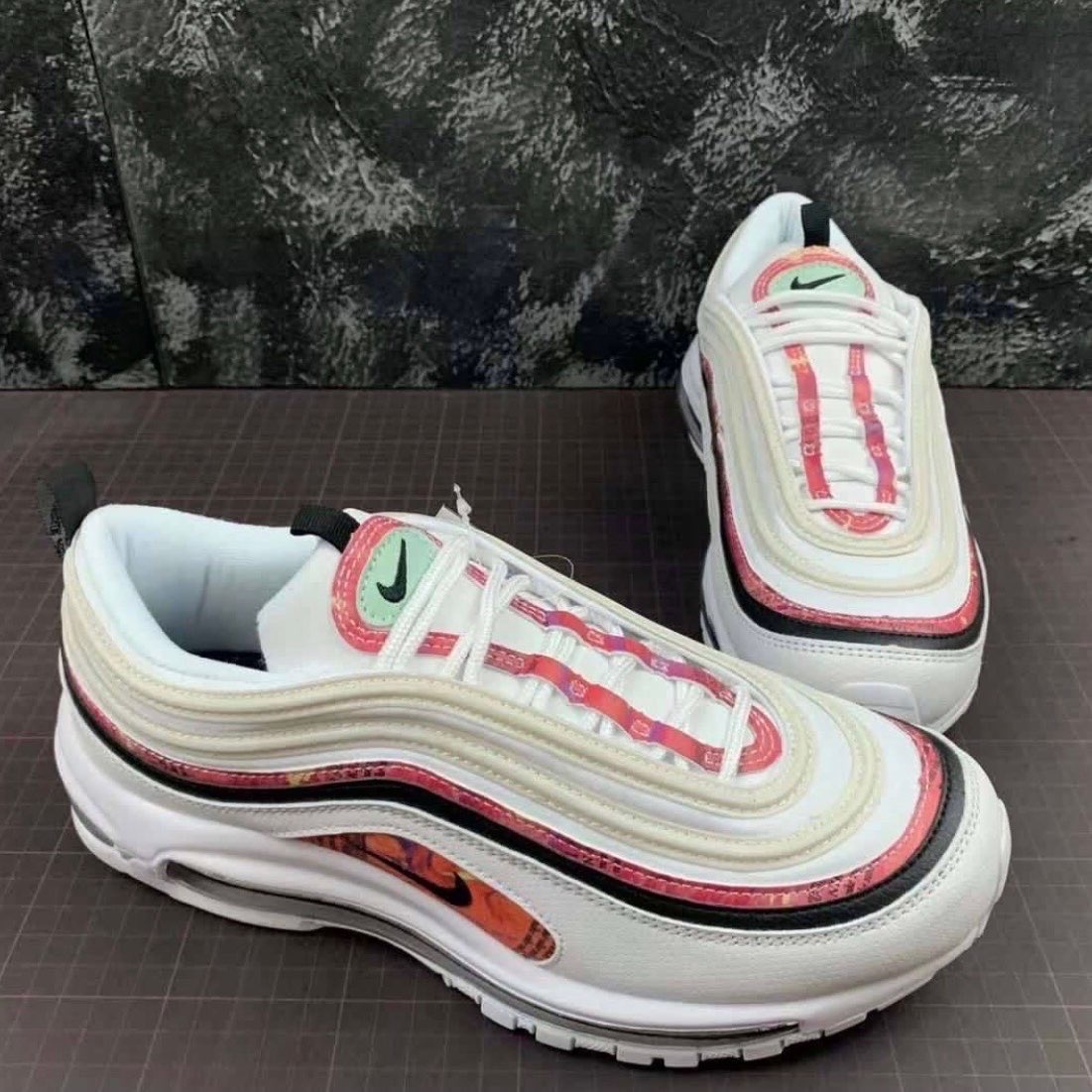 Nike Air Max 97 Vintage Mosaic review Sophie