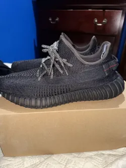 HK Adidas Yeezy Boost 350 V2 Static Black Reflective  review D Dixon 01