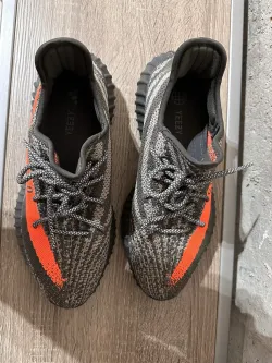 HK Adidas Yeezy Boost 350 V2 Dark Beluga review King Carmello 02