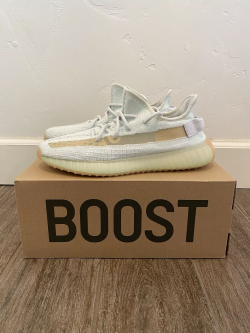 AH Adidas Yeezy Boost 350 V2“Hyperspace” review Stargate 11 01