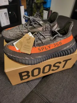 OG Adidas Yeezy Boost 350 V2 Dark Beluga review Cathy 01