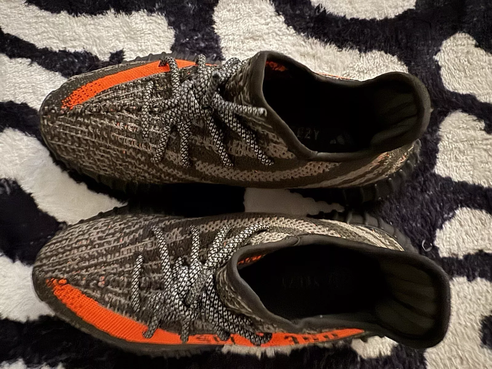OG Adidas Yeezy Boost 350 V2 Dark Beluga review Lexxy 02